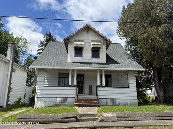 6 Prospect Street, Pittston, PA 18640