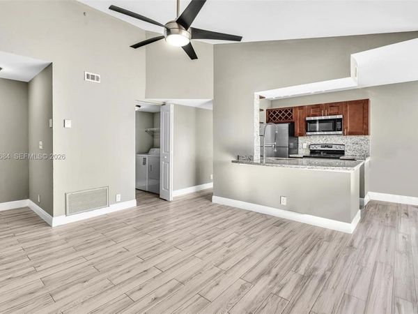 5686 Rock Island Rd , Unit 127, Tamarac, FL 33319