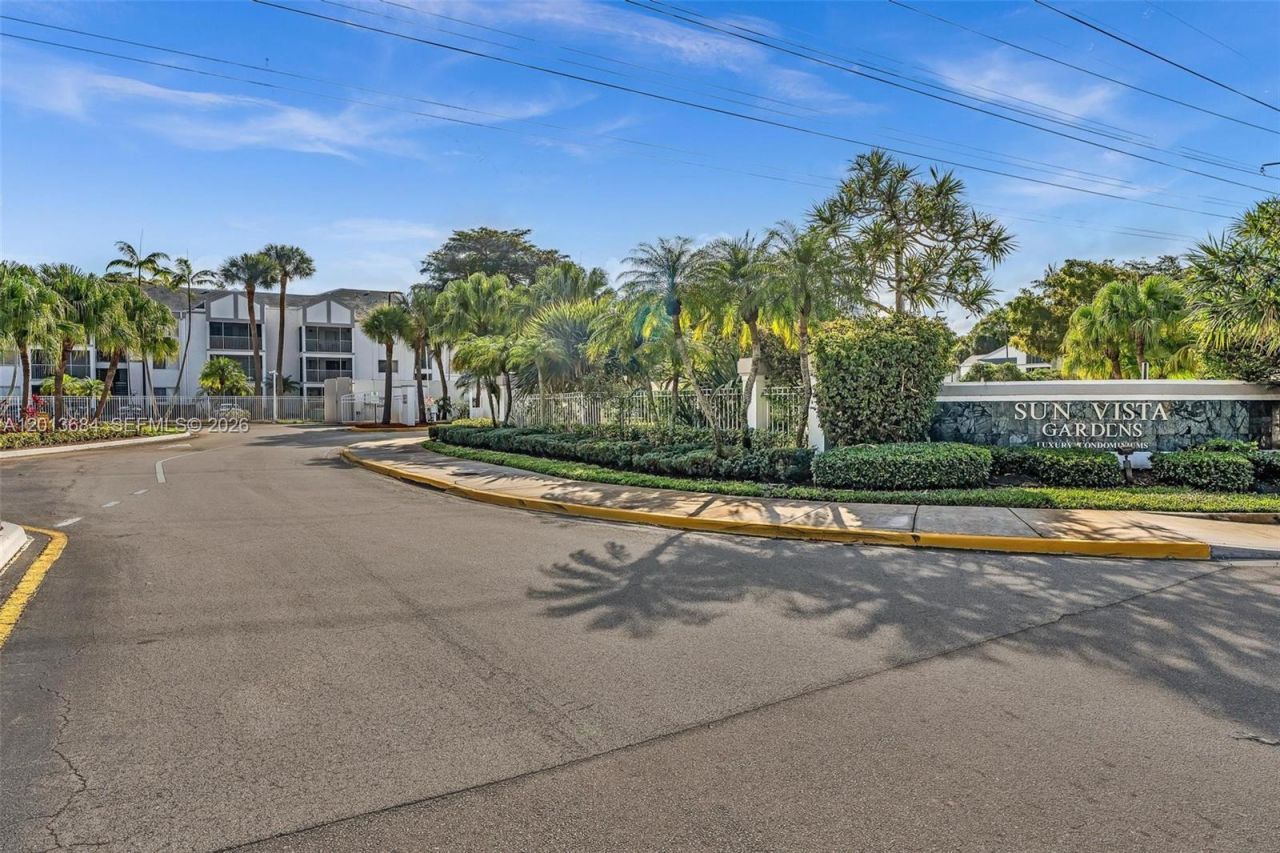 5686 Rock Island Rd , Unit 127, Tamarac, FL 33319 Photo