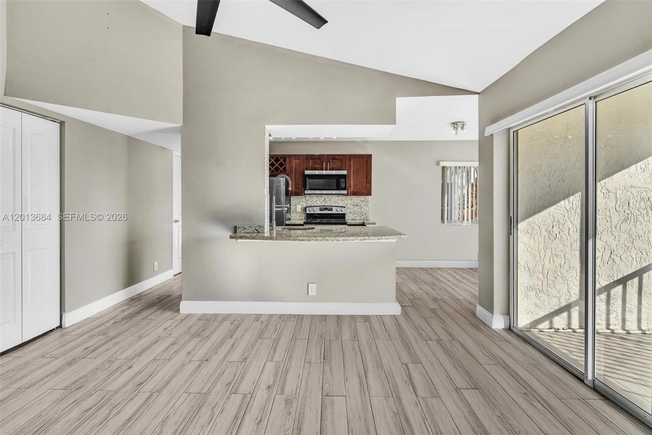 5686 Rock Island Rd , Unit 127, Tamarac, FL 33319 Photo