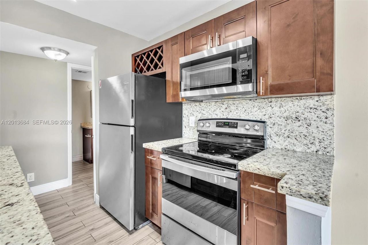 5686 Rock Island Rd , Unit 127, Tamarac, FL 33319 Photo