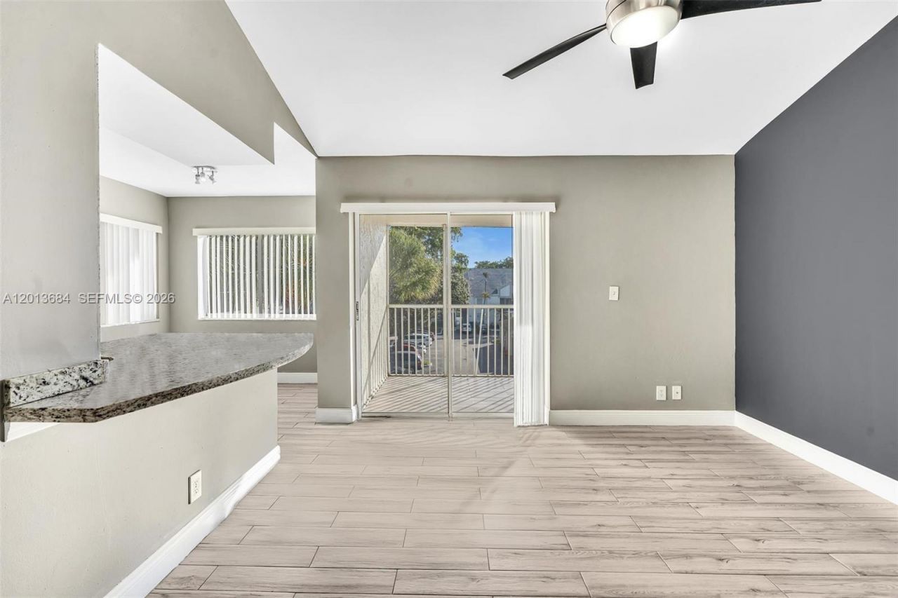 5686 Rock Island Rd , Unit 127, Tamarac, FL 33319 Photo