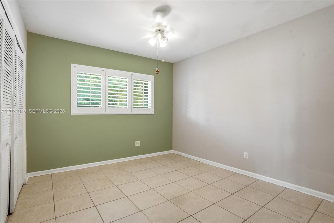 8495 SW 160th St, Palmetto Bay, FL 33157 Photo