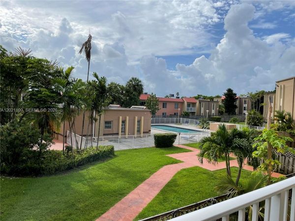 4920 NW 79th Ave, Unit 212, Doral, FL 33166