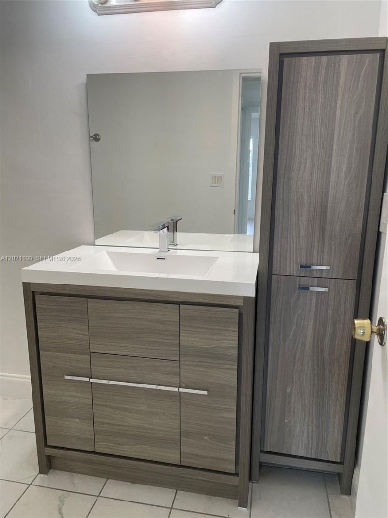 4920 NW 79th Ave, Unit 212, Doral, FL 33166 Photo