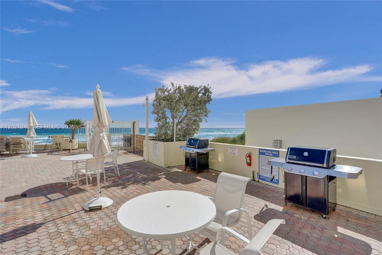 3180 S Ocean Dr, Unit 415, Hallandale Beach, FL 33009 Photo