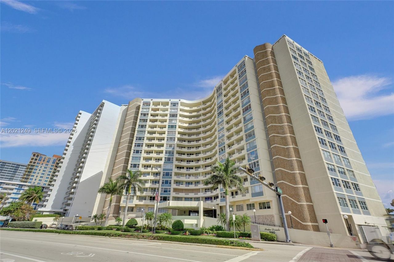 3180 S Ocean Dr, Unit 415, Hallandale Beach, FL 33009 Photo