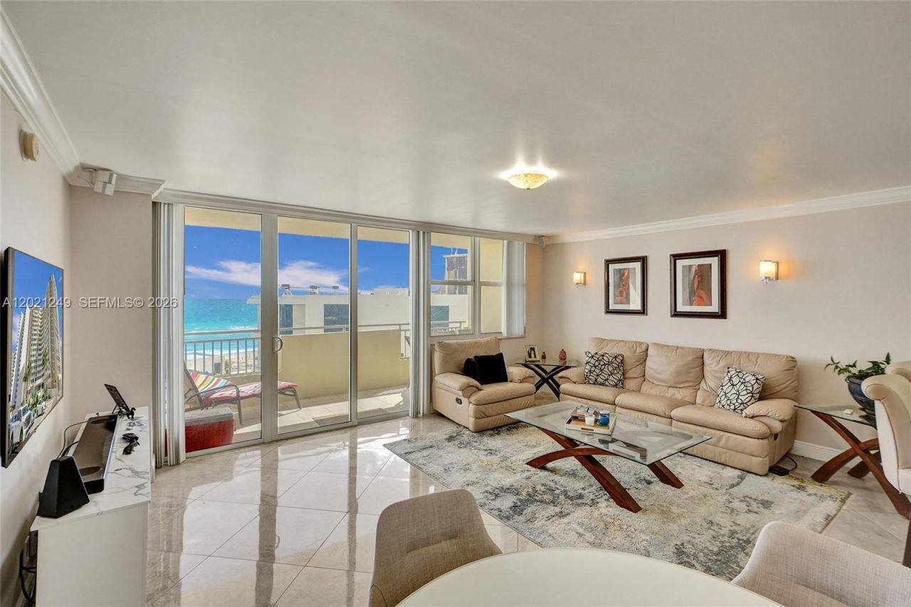 3180 S Ocean Dr, Unit 415, Hallandale Beach, FL 33009 Photo