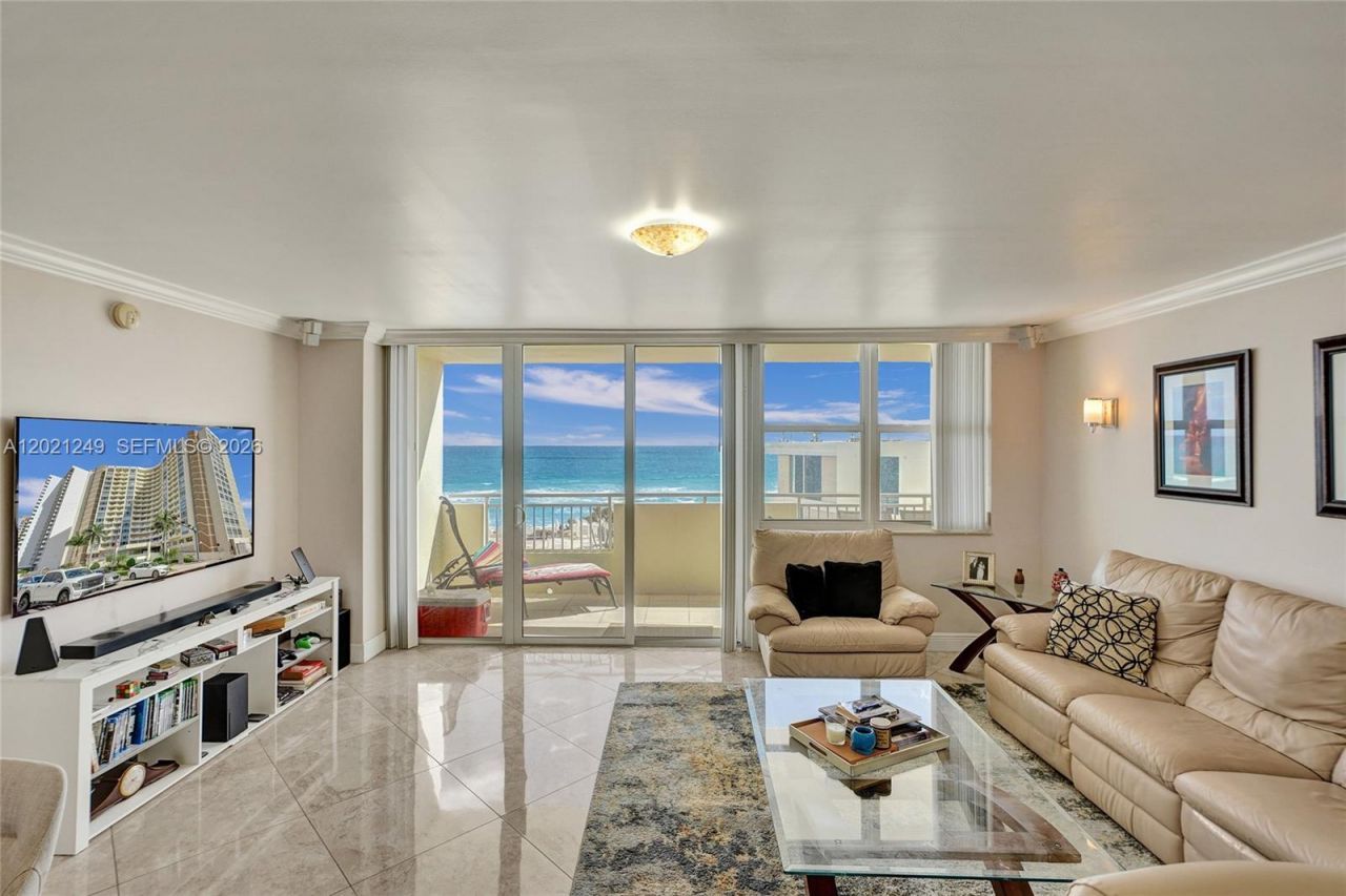 3180 S Ocean Dr, Unit 415, Hallandale Beach, FL 33009 Photo