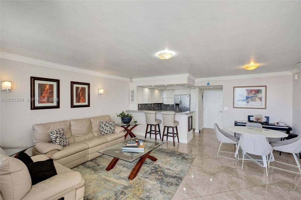 3180 S Ocean Dr, Unit 415, Hallandale Beach, FL 33009 Photo