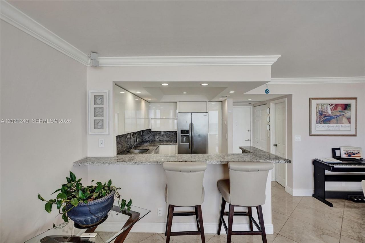 3180 S Ocean Dr, Unit 415, Hallandale Beach, FL 33009 Photo
