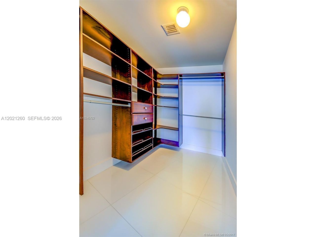 200 Biscayne Boulevard Way , Unit 3404, Miami, FL 33131 Photo
