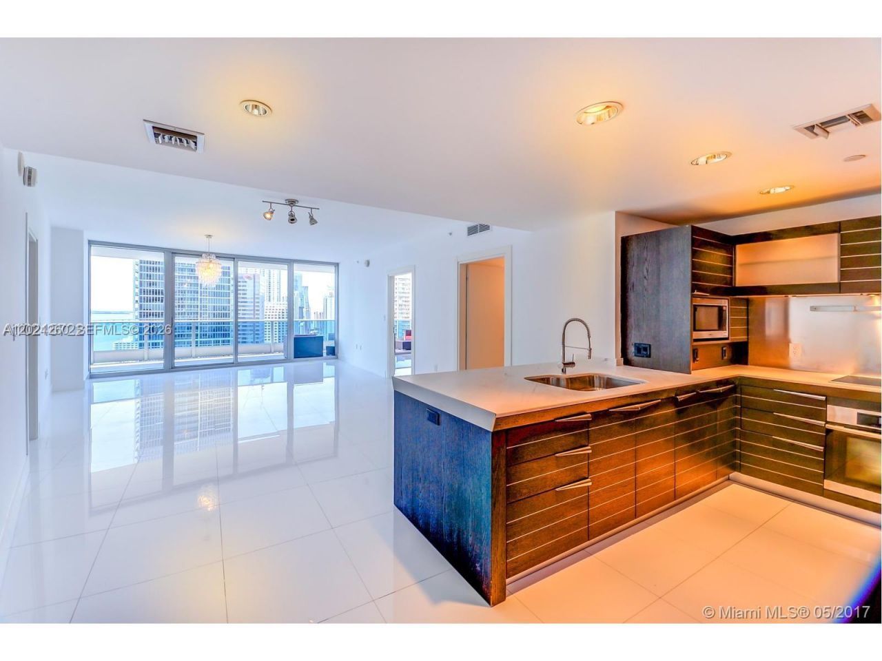 200 Biscayne Boulevard Way , Unit 3404, Miami, FL 33131 Photo