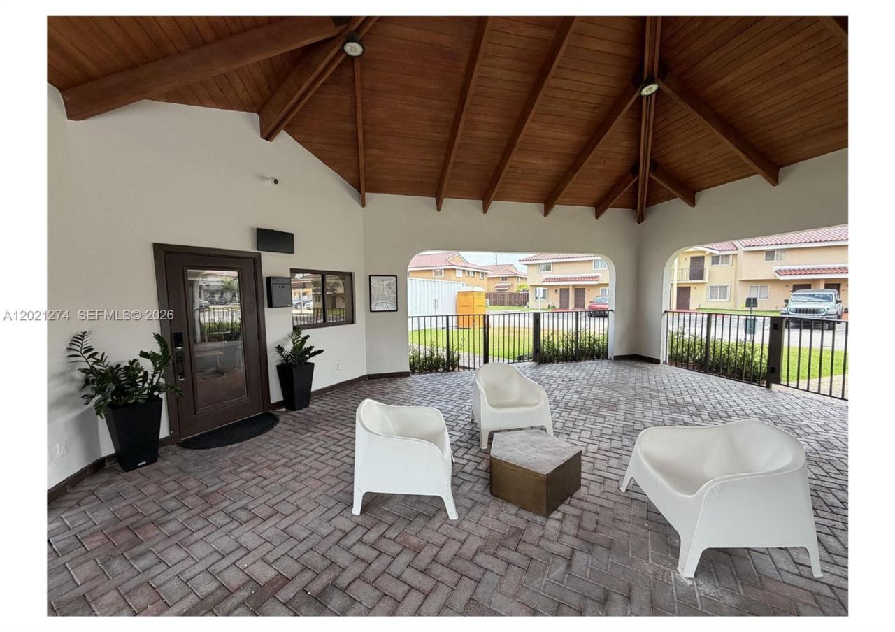 8265 NW 6th Ter, Unit 251, Miami, FL 33126 Photo