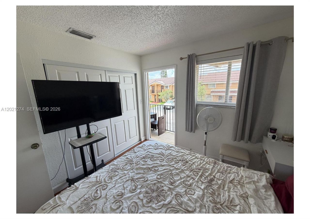 8265 NW 6th Ter , Unit 251, Miami, FL 33126 Photo