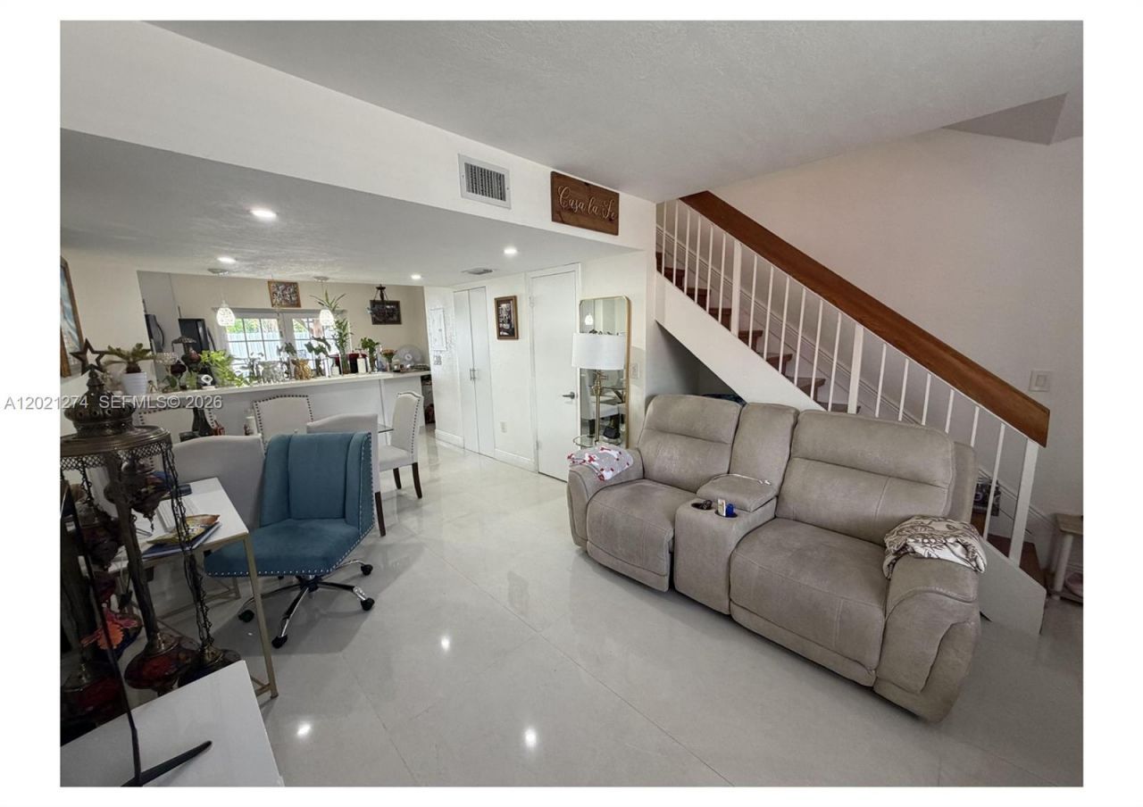 8265 NW 6th Ter , Unit 251, Miami, FL 33126 Photo