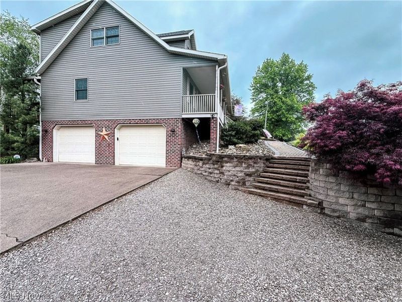 247 Spence Road, Belpre, OH 45714 Photo 4
