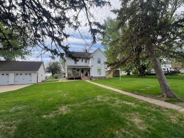 820 GARFIELD ST, Granville, IA 51022