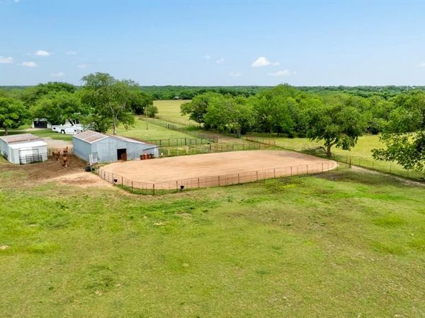 3781 Fm 151, Whitewright, TX 75491
