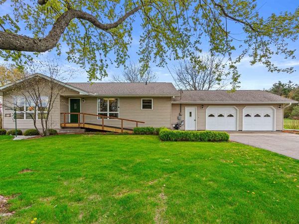 5805 COUNTY HIGHWAY F, Wisconsin Rapids, WI 54495