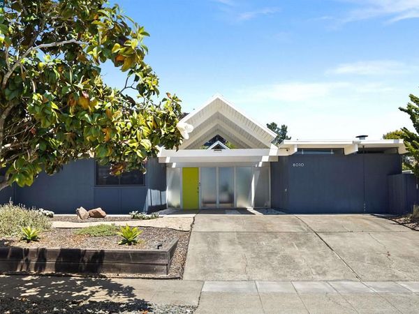 8010 Shay Dr, Oakland, CA 94605