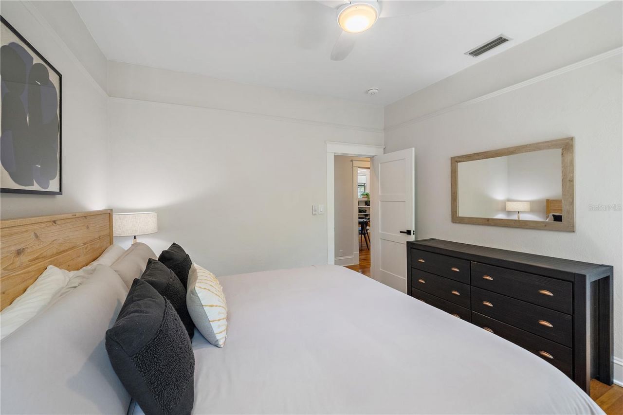 320 Ohio Place , Sarasota, FL 34236 Photo