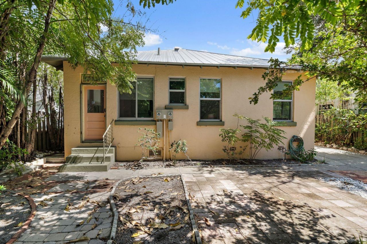 320 Ohio Place , Sarasota, FL 34236 Photo