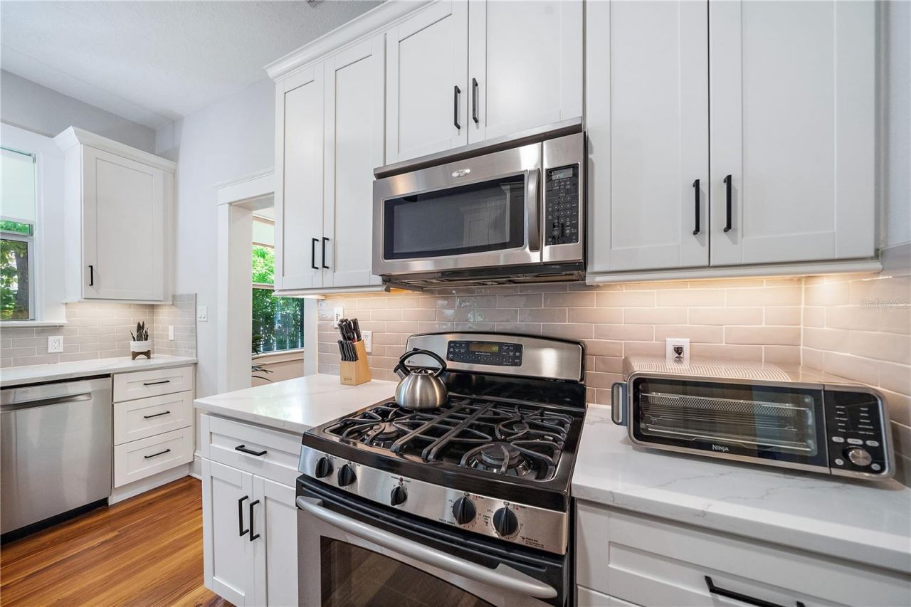 320 Ohio Place , Sarasota, FL 34236 Photo
