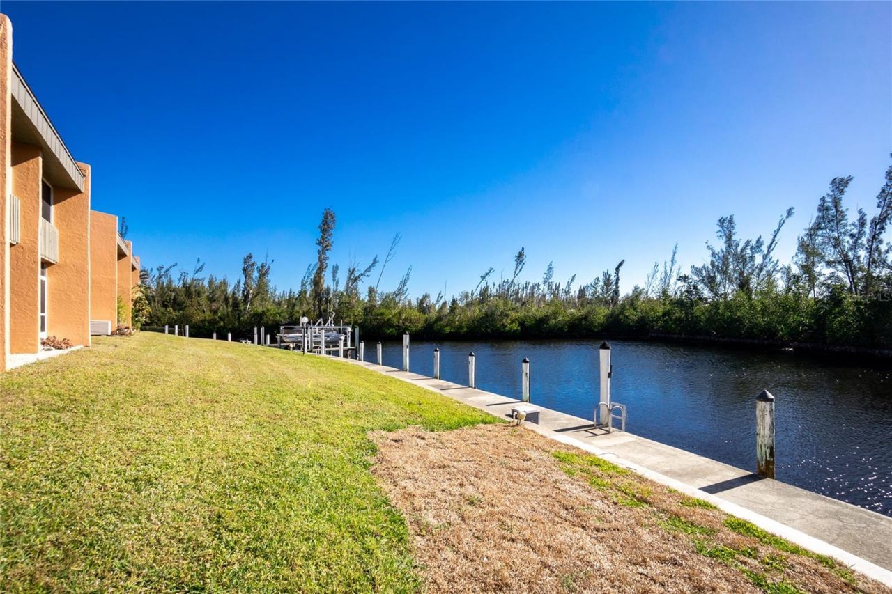 1358 Rock Dove Court, Unit 7, Punta Gorda, FL 33950 Photo