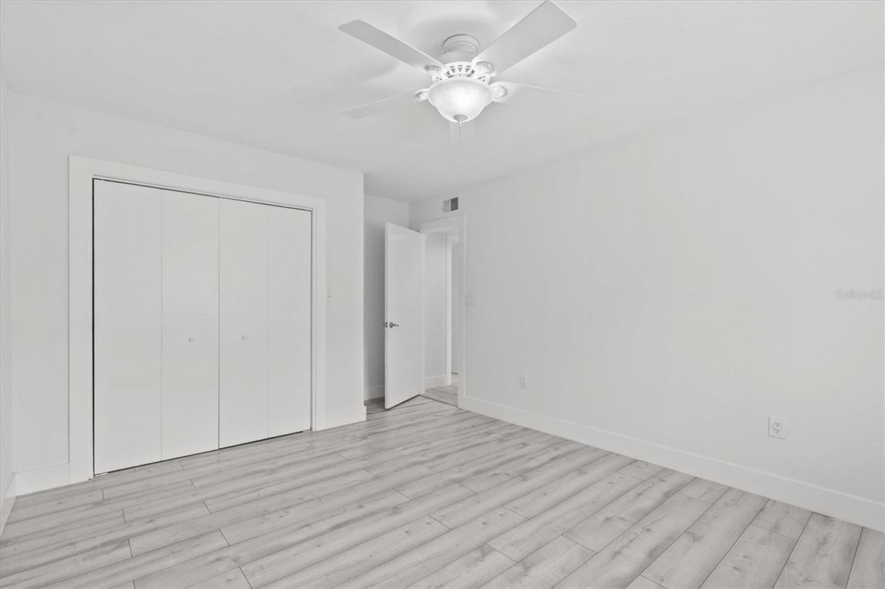 13915 Whisperwood Drive, Clearwater, FL 33762 Photo