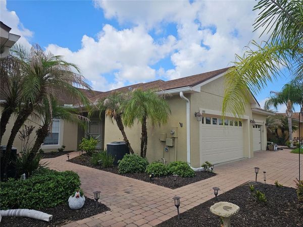 1590 VIENNA SQUARE DRIVE , WINTER HAVEN, FL 33884