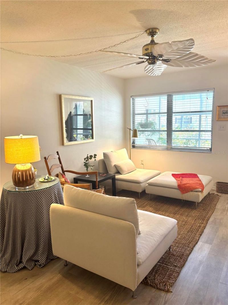 3711 Almeria Avenue, Unit 3N, Sarasota, FL 34239 Photo