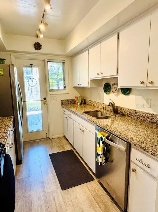 3711 Almeria Avenue, Unit 3N, Sarasota, FL 34239 Photo