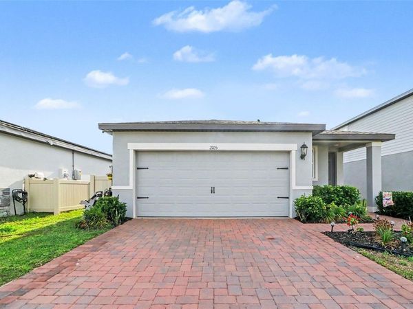 2105 JUDITH COURT , HAINES CITY, FL 33844