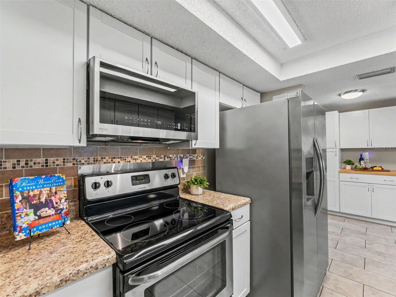 8048 Blue Finch Way, New Port Richey, FL 34653 Photo