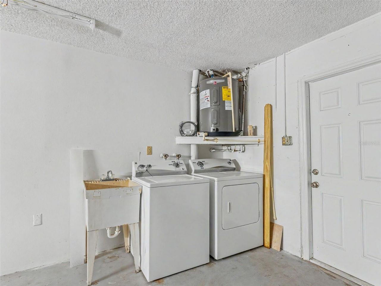 8048 Blue Finch Way, New Port Richey, FL 34653 Photo