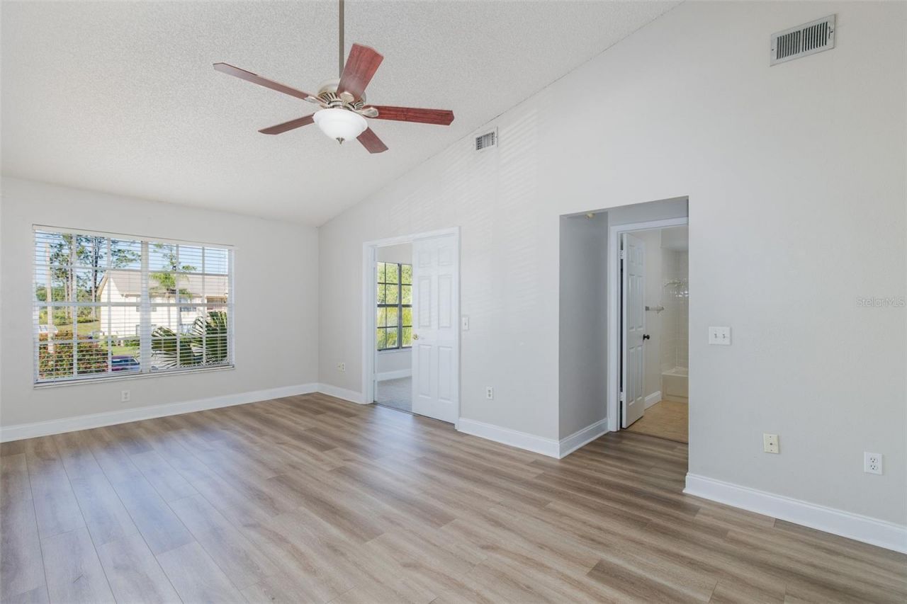 7900 Hardwick Drive, Unit 827, New Port Richey, FL 34653 Photo
