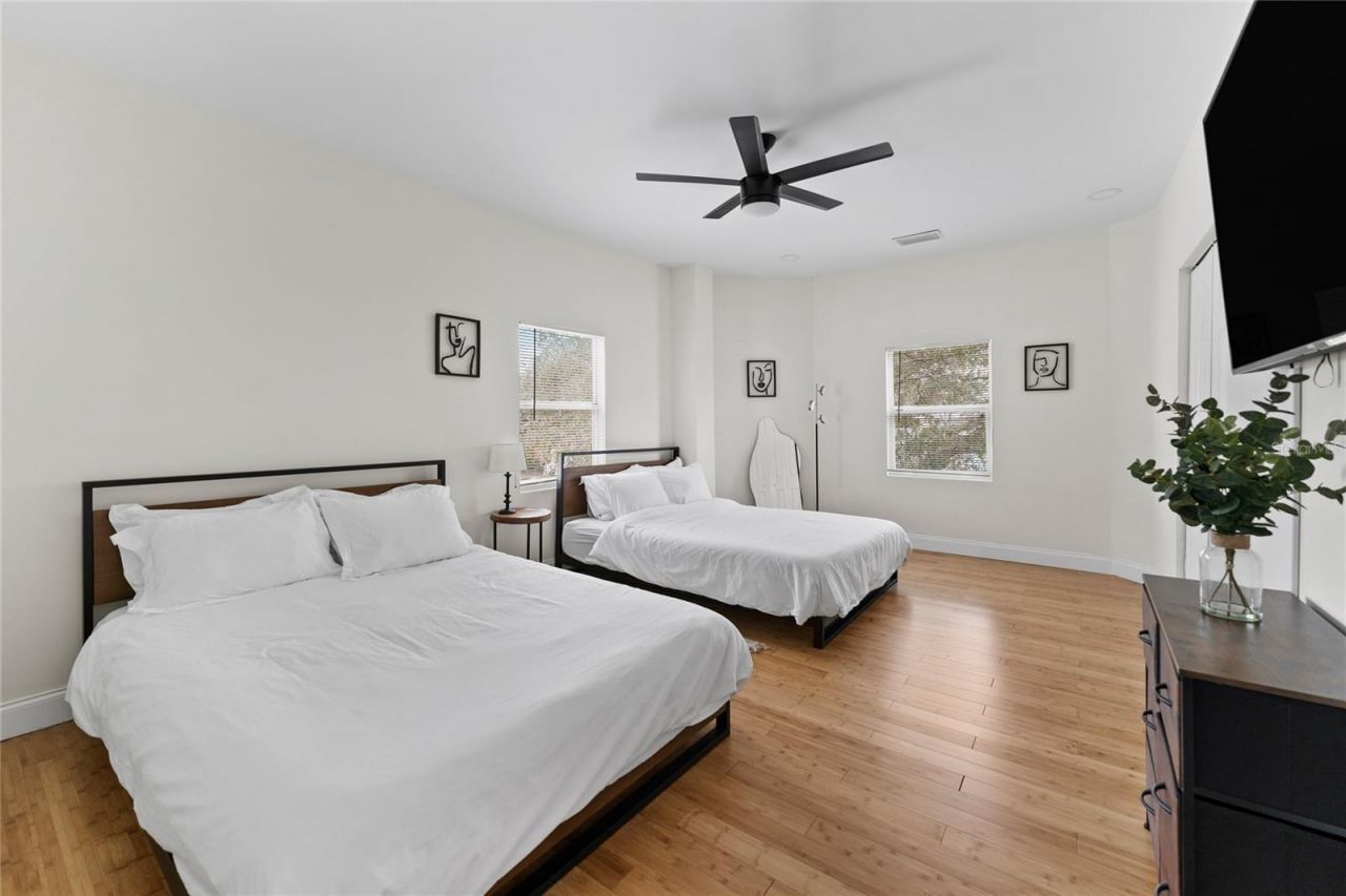 680 25th Avenue S, Saint Petersburg, FL 33705 Photo