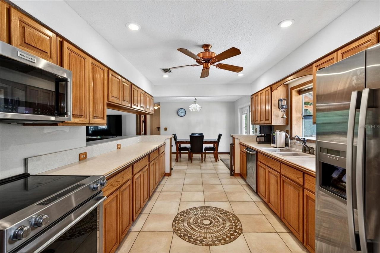 5390 East Avenue , De Leon Springs, FL 32130 Photo