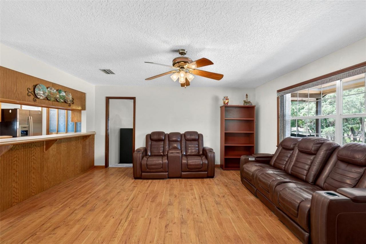 5390 East Avenue , De Leon Springs, FL 32130 Photo