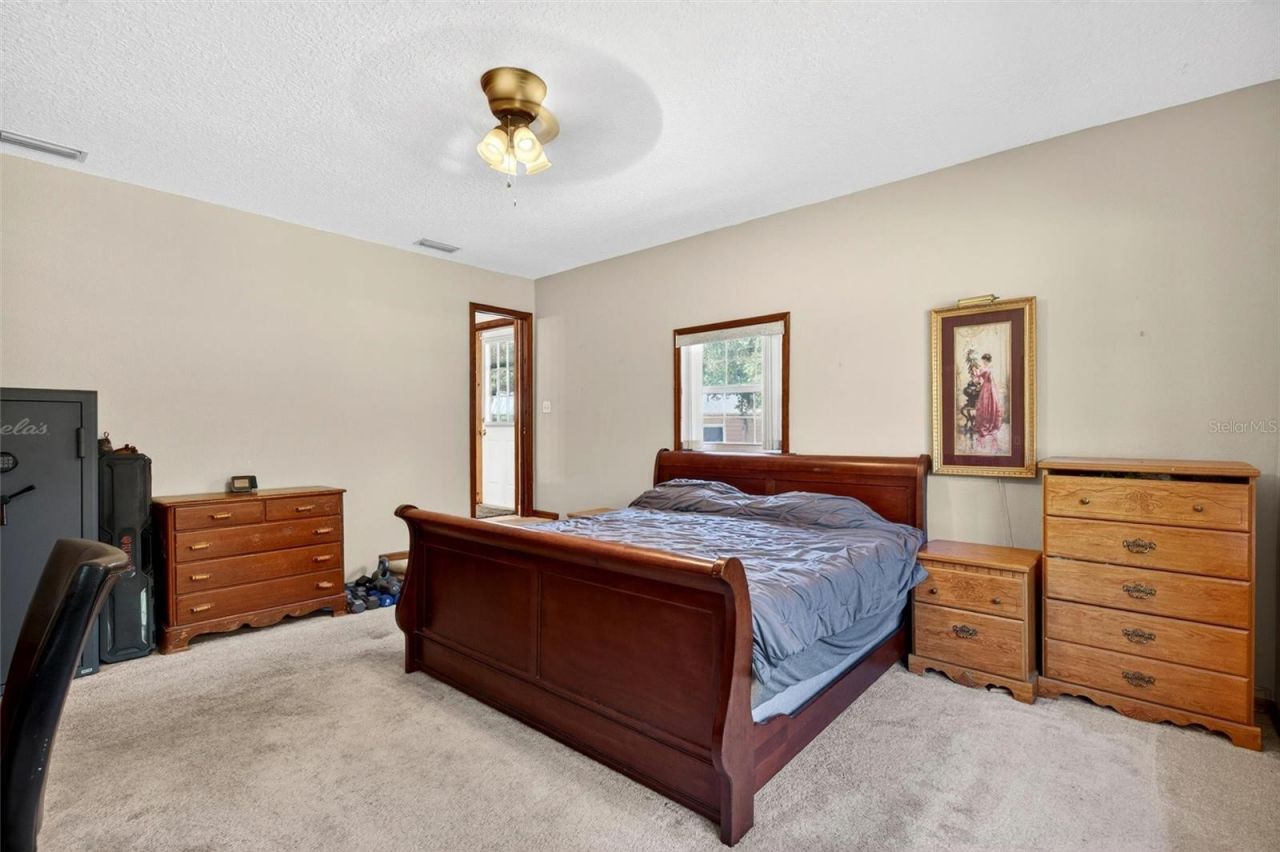 5390 East Avenue , De Leon Springs, FL 32130 Photo