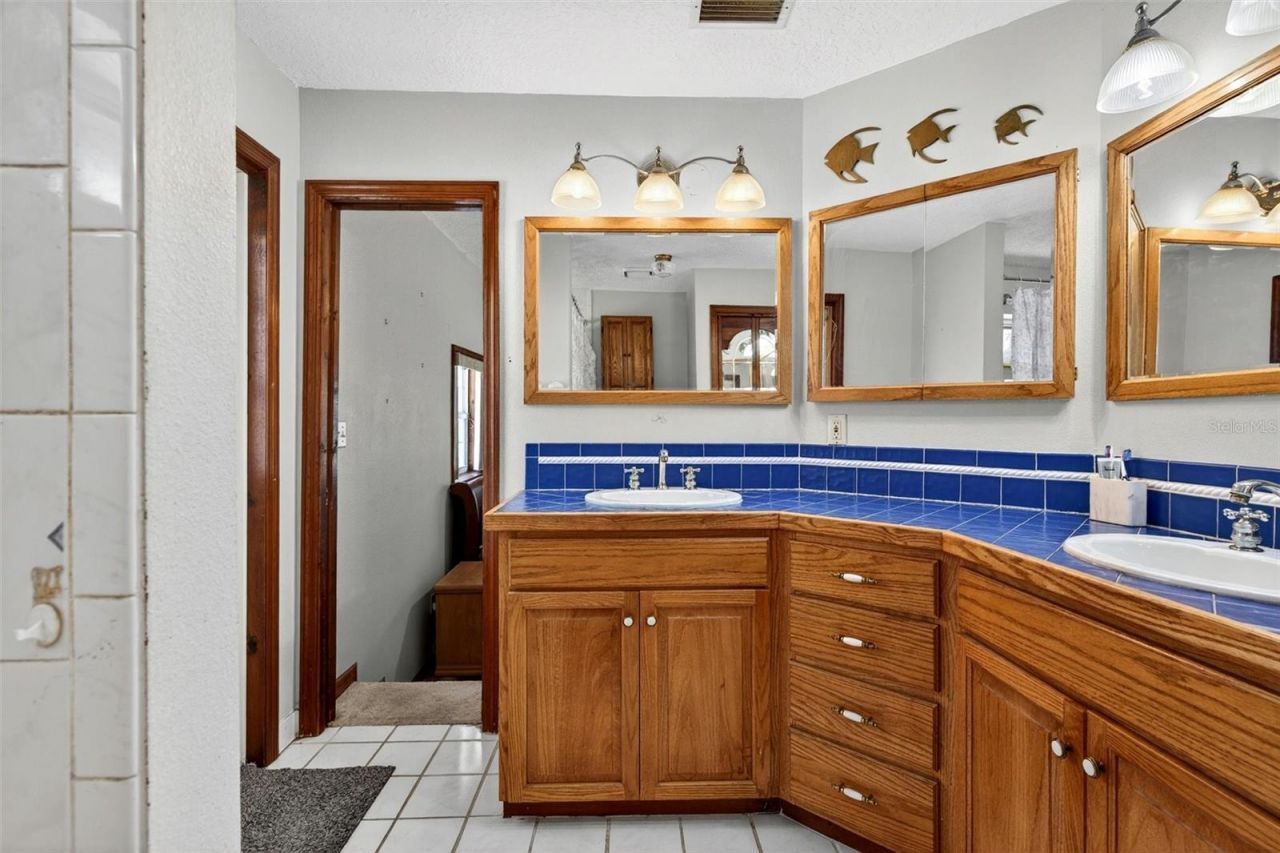 5390 East Avenue , De Leon Springs, FL 32130 Photo
