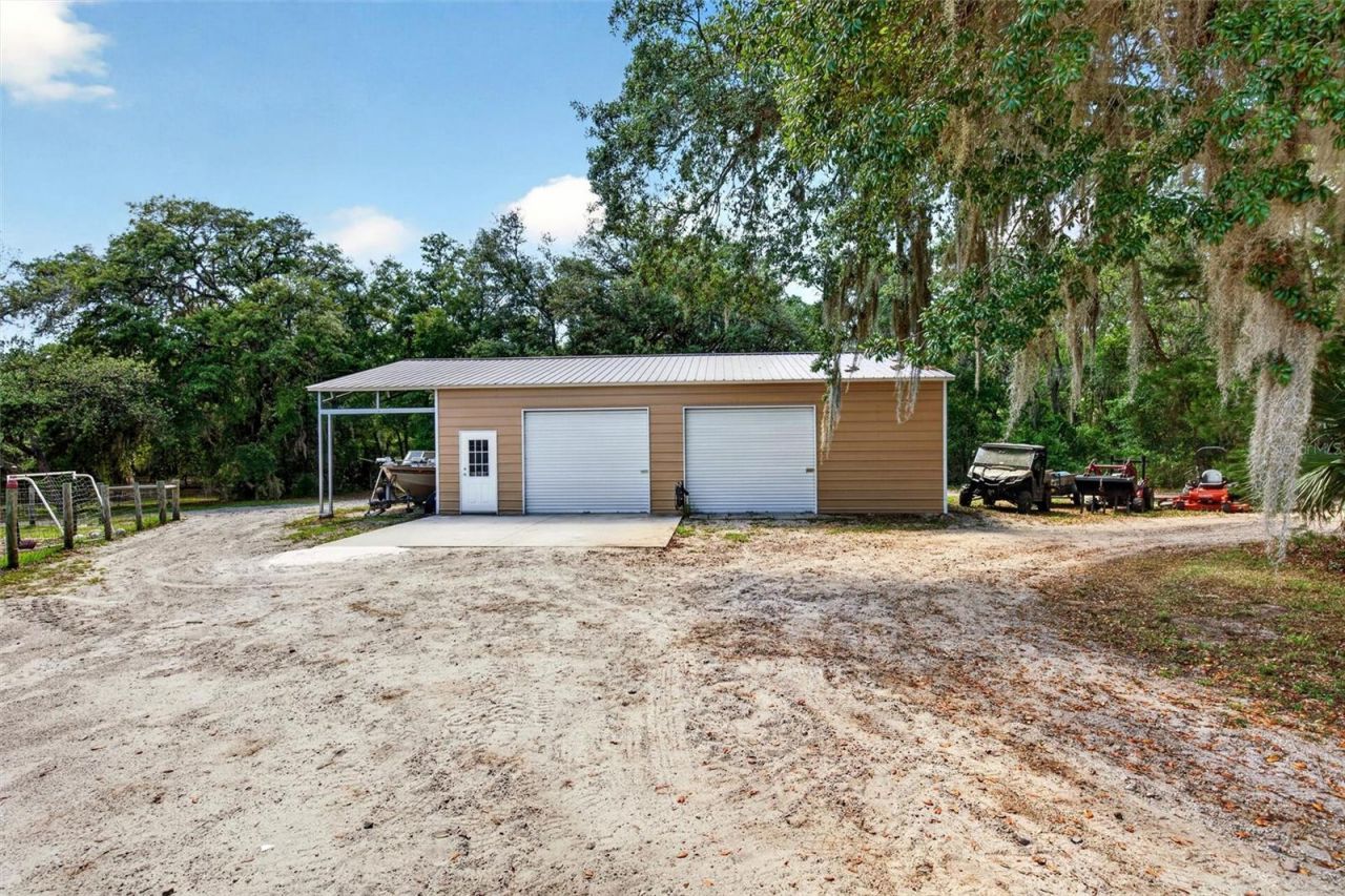 5390 East Avenue , De Leon Springs, FL 32130 Photo