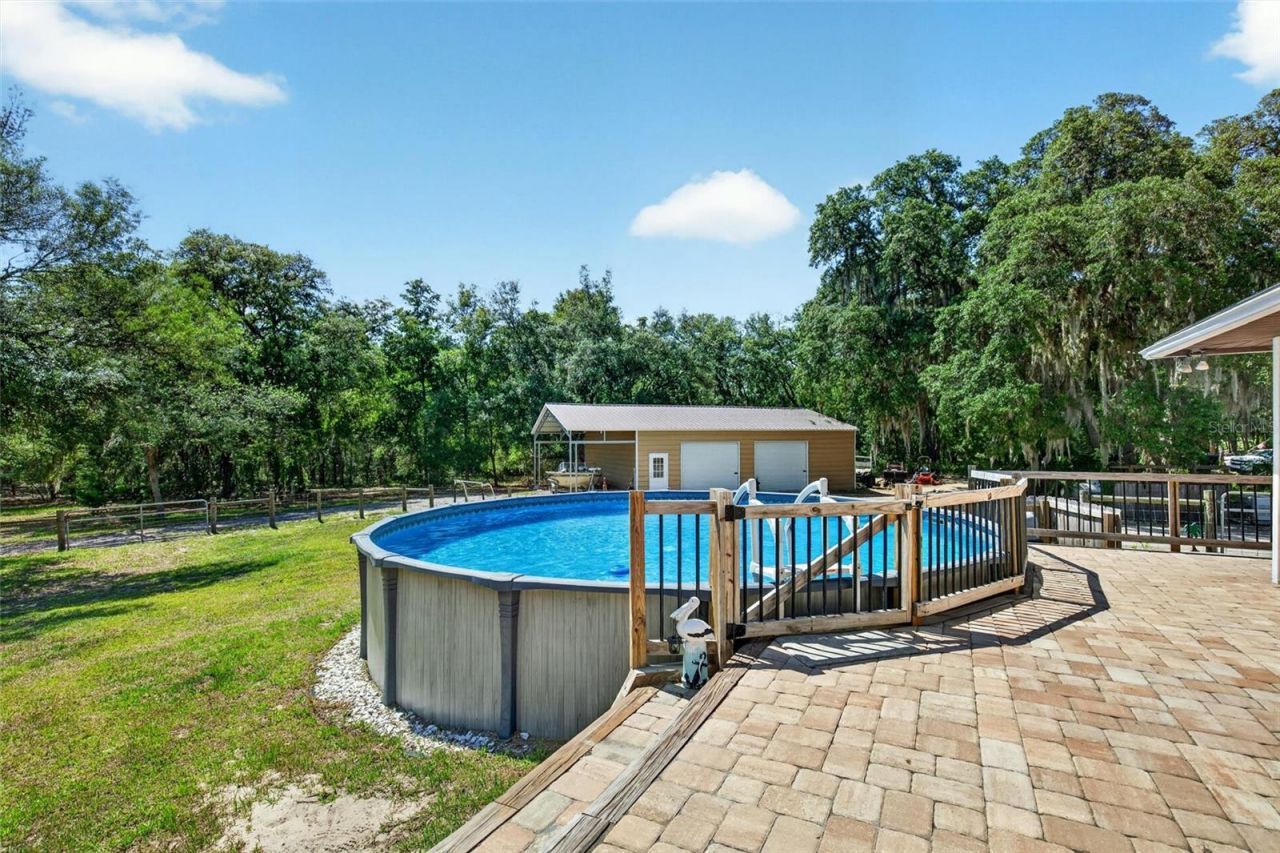 5390 East Avenue , De Leon Springs, FL 32130 Photo
