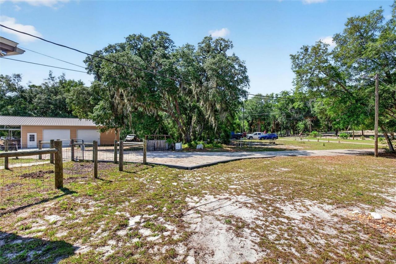 5390 East Avenue , De Leon Springs, FL 32130 Photo