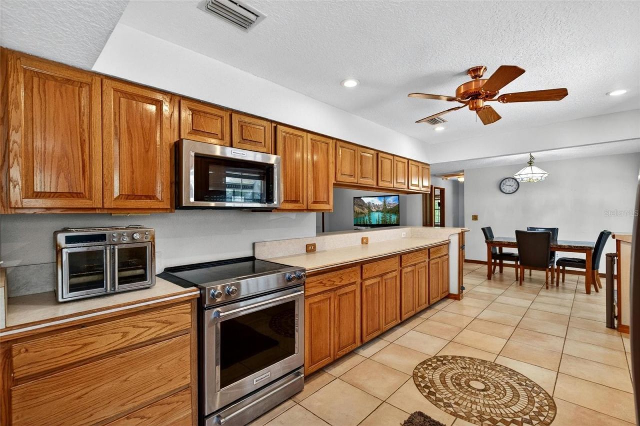5390 East Avenue , De Leon Springs, FL 32130 Photo