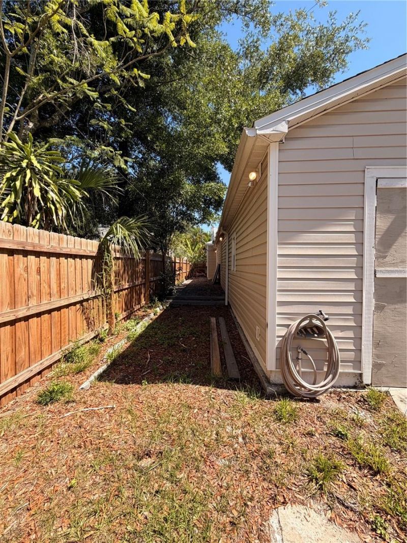 3620 Burlington Avenue N, Saint Petersburg, FL 33713 Photo