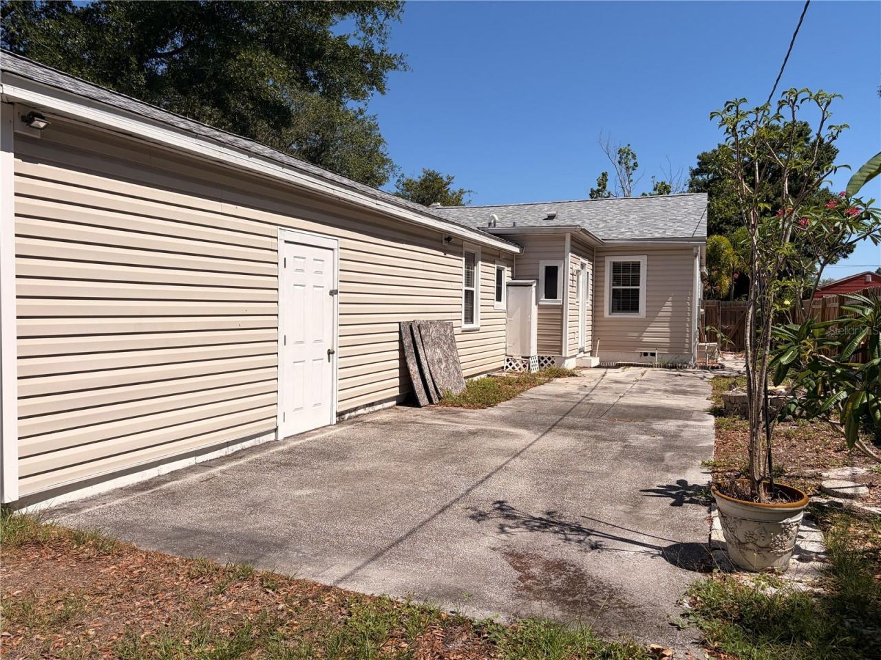 3620 Burlington Avenue N, Saint Petersburg, FL 33713 Photo