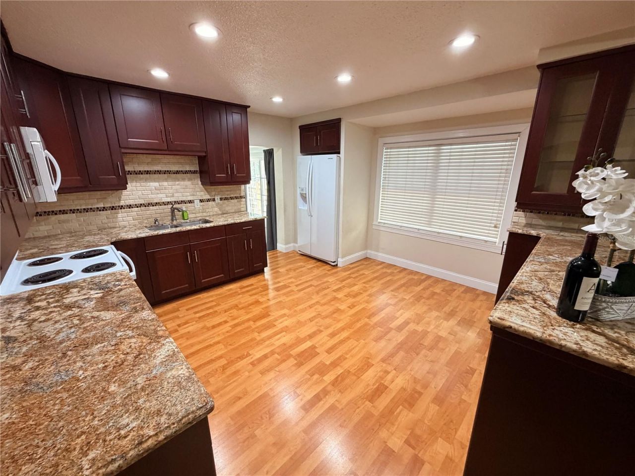 3620 Burlington Avenue N, Saint Petersburg, FL 33713 Photo