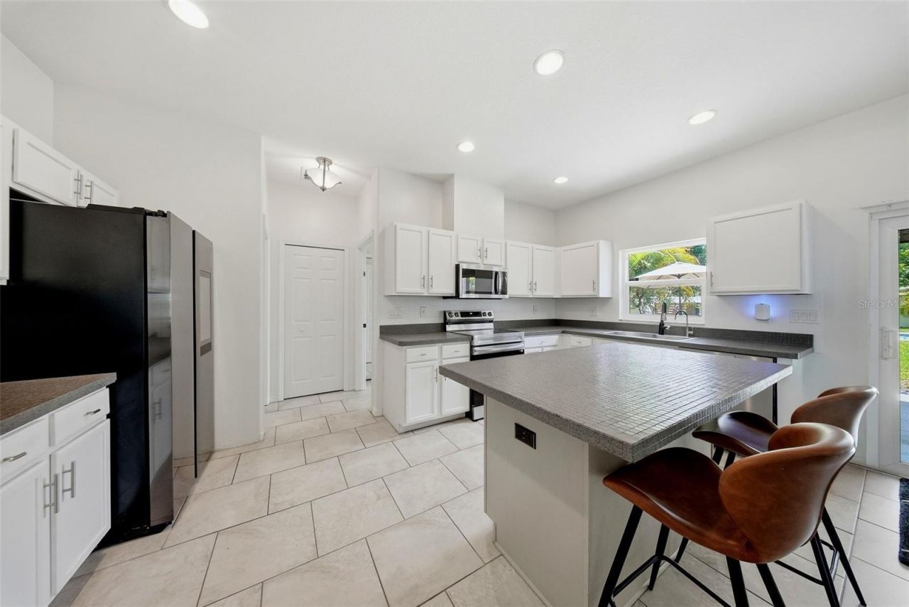 236 15th Avenue Se, Saint Petersburg, FL 33701 Photo